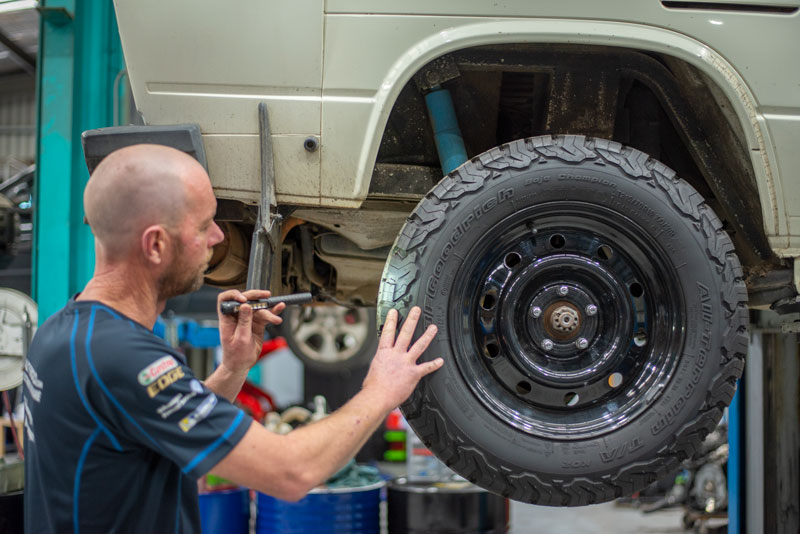 Tyre equipment at Volks Home