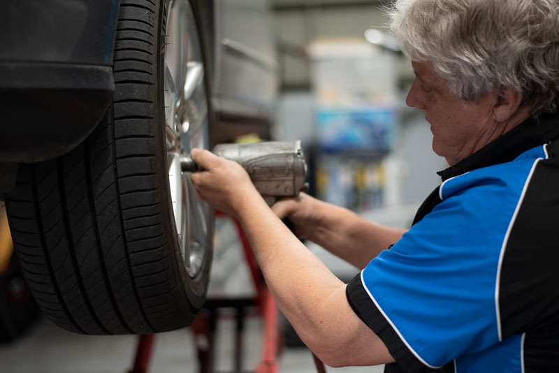 Wheel servicing at Volks Home